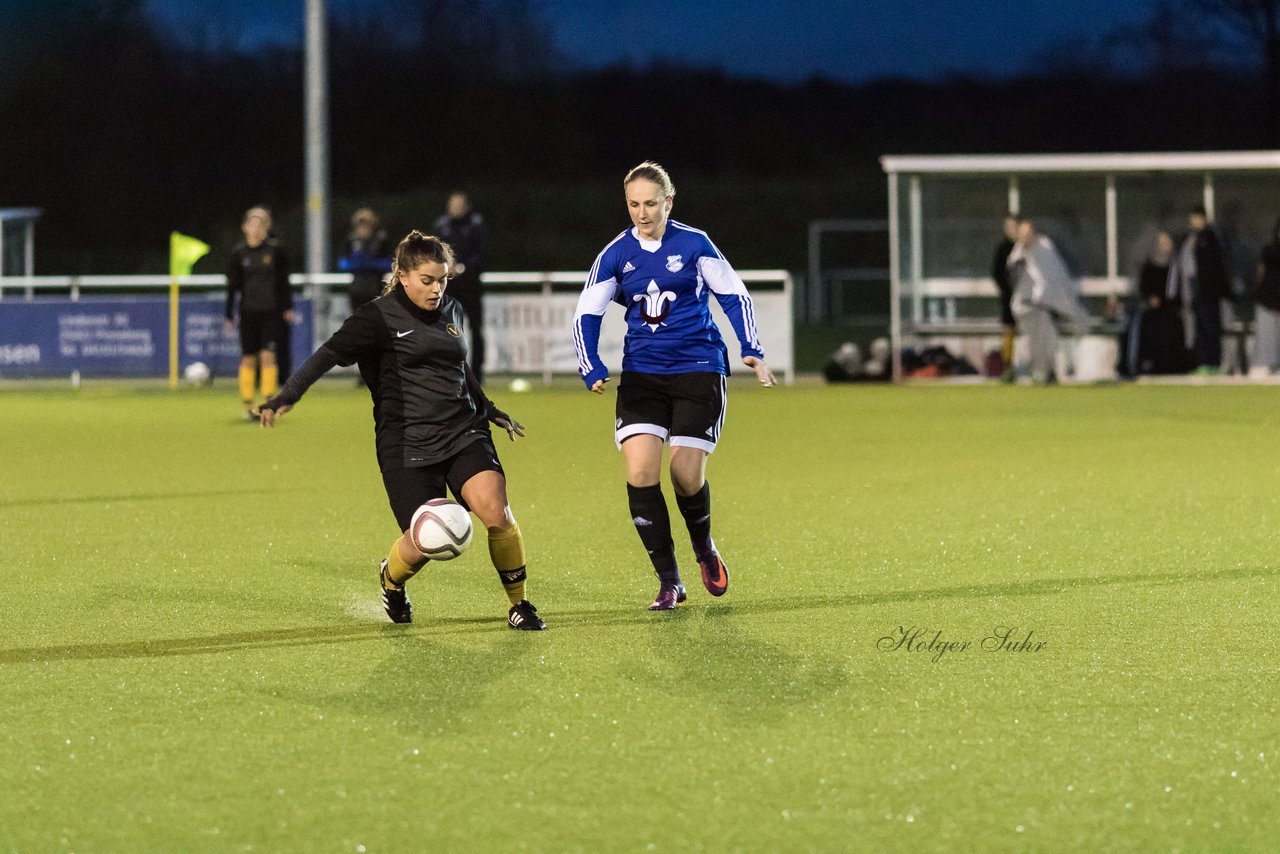 Bild 402 - Frauen Union Tornesch - Victoria : Ergebnis: 4:2